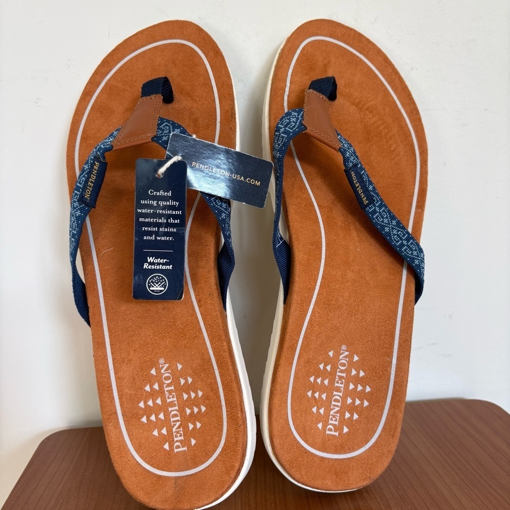 NWT Pendleton Americana Preppy Heritage Women's Sandals Flip Flops Size 11 - Picture 8 of 8
